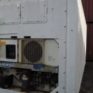 20' Insulated Shipping Containers