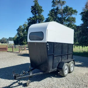Single Horse Float Tandem Axle