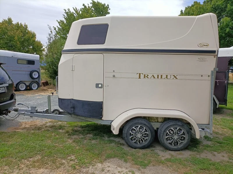 2007 Trailux Ultimate 340 Horse float - Image 7