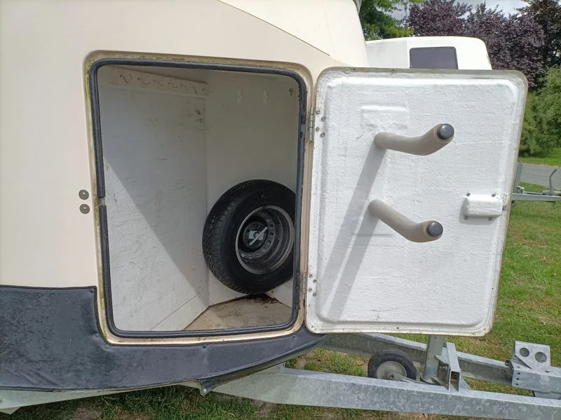 2007 Trailux Ultimate 340 Horse float - Image 5