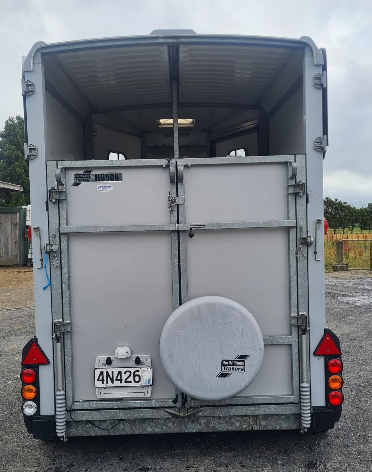 2016 HB506 ifor Williams Horse Float - Image 4