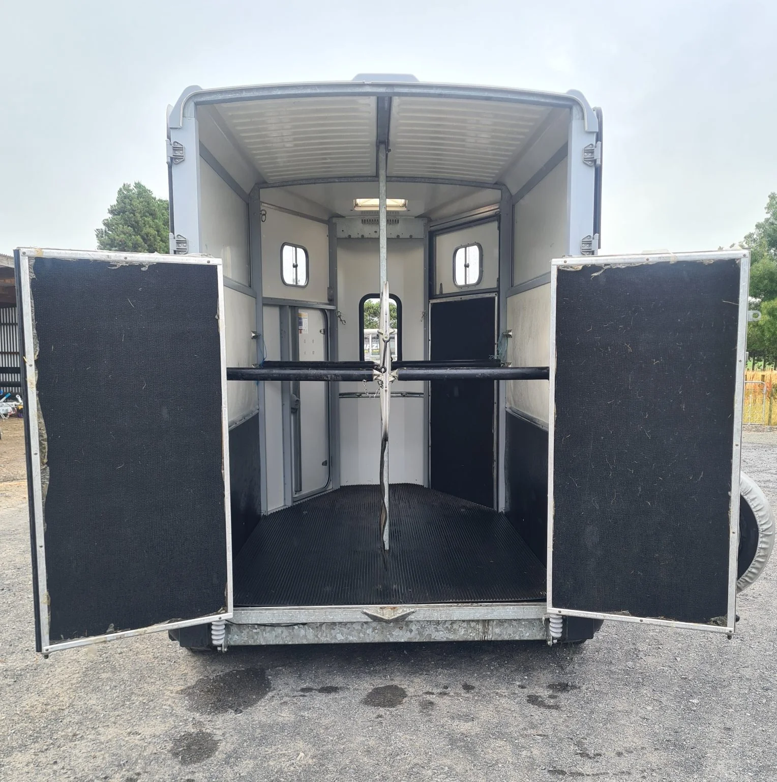 2016 HB506 ifor Williams Horse Float - Image 3