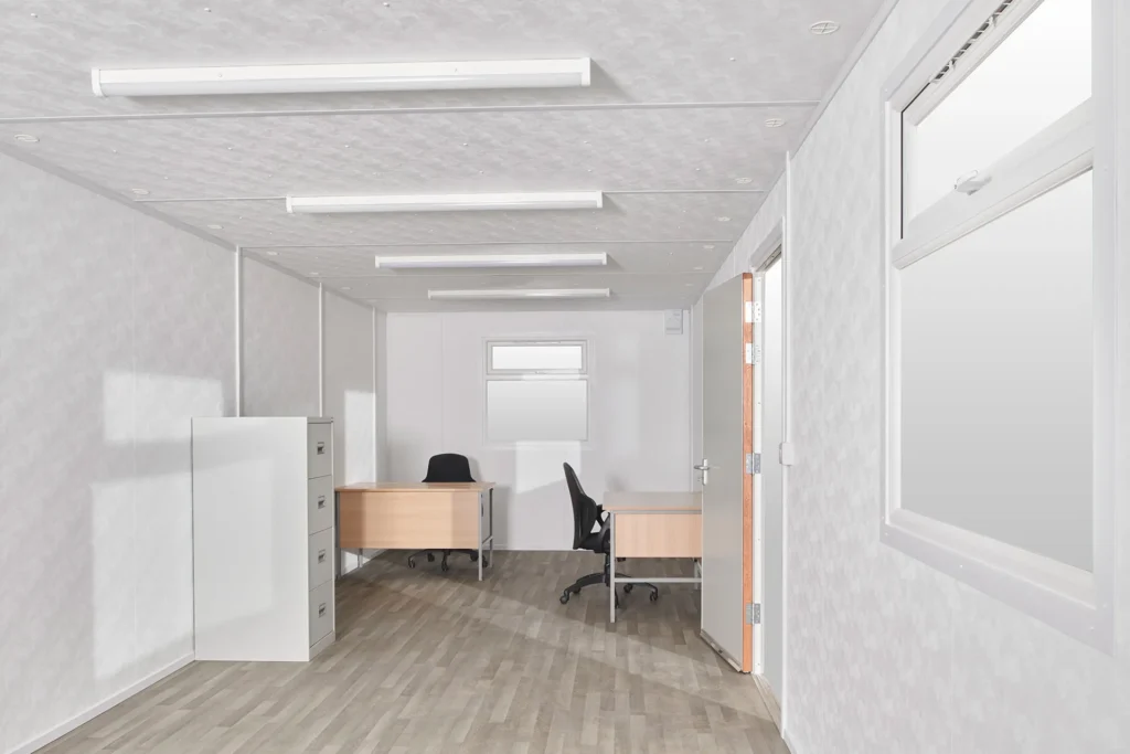20Ft x 7Ft 6in Mobile Canteen Cabin - Image 2