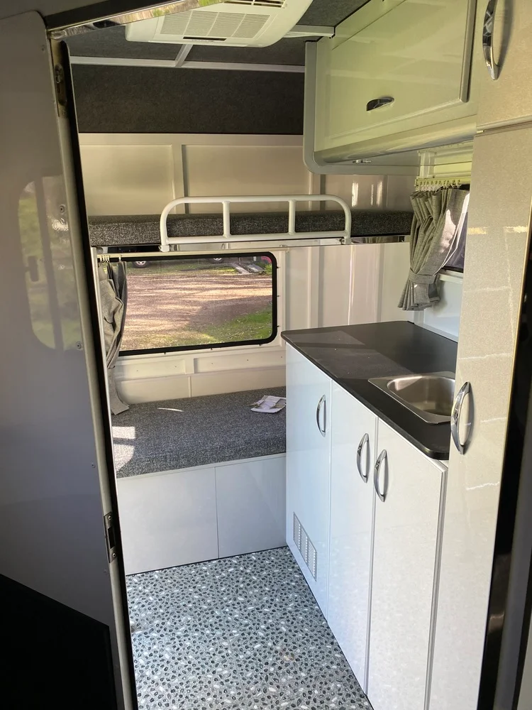 2020 Riviera 3HAL Camper - Image 3